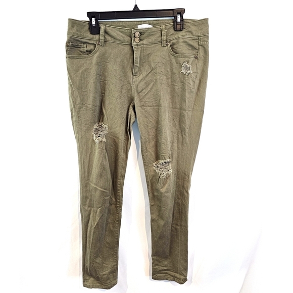 New York & Company Pants - 3/$25 NY&C Size 10 Green Distressed Jeans